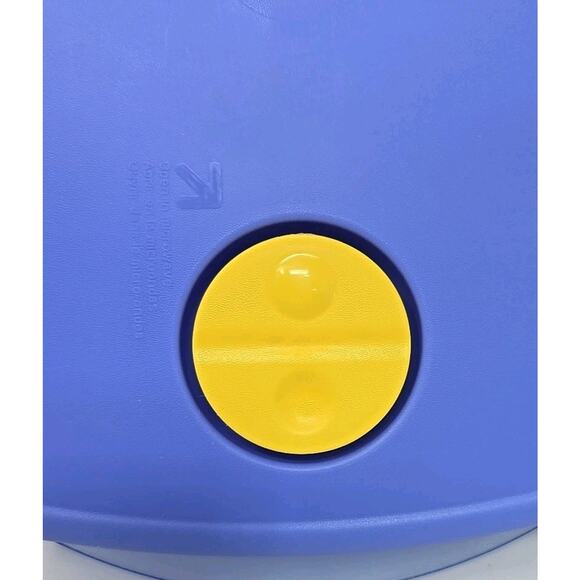 VIntage Tupperware 3380A-1 BLue Rock n Serve Large 3-3/4 Qt Deep Dish & Lid U143 - Picture 4 of 13